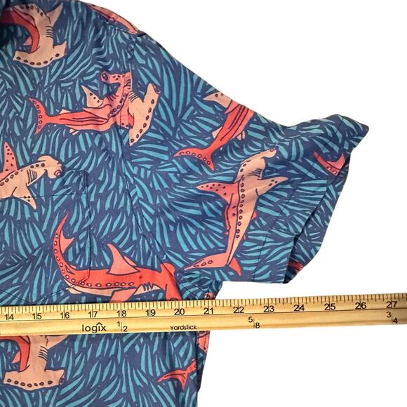 The Nutter Men’s Shark Print Pullover Shirt Size M, Made in USA Vacation Resort - Picture 4 of 6